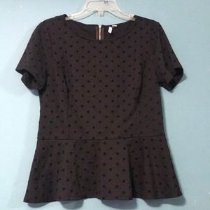 🛍ELLE All in Black Polk-a-Dot Peplum Top